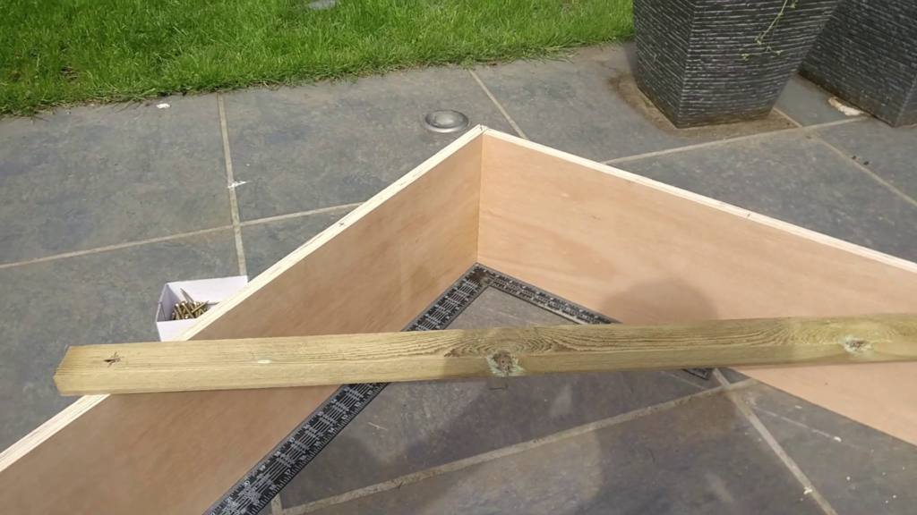 Concrete Foundation Form Right Angle