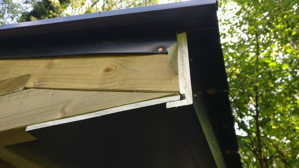 how to fit soffits and fascias